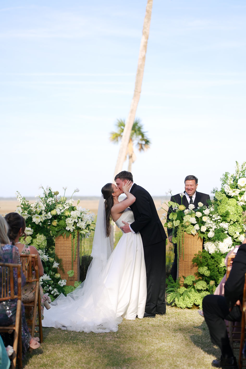 Southeast Meaningful Wedding Photography